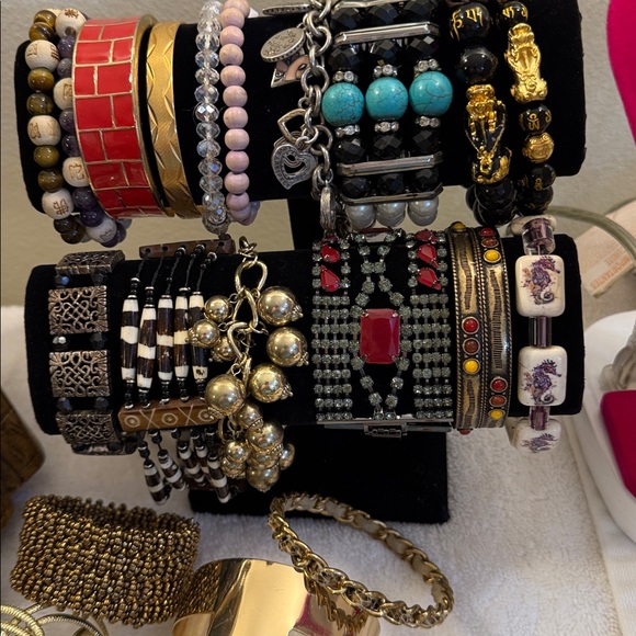 Come dig with me.  Unlisted gorgeousness in every price range. - Picture 6 of 16